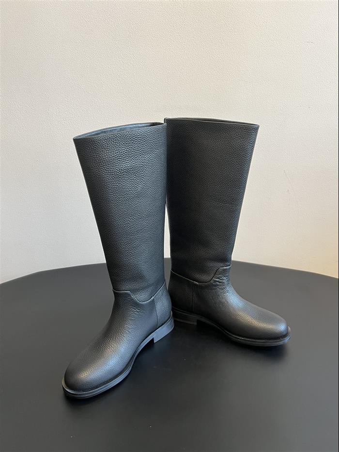 2025112817447544 500